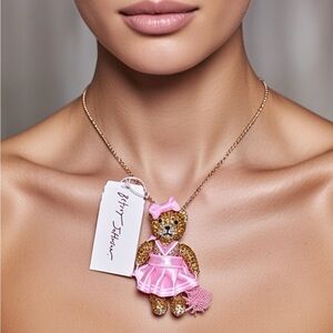 Betsy Johnson Necklace NWT